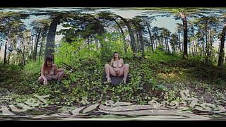 Busty amateur honey from Yanks Sosha Belle is a giggly babe that is quite comfortable naked and playing with her sensitive twat outdoors in this amazing 3D video