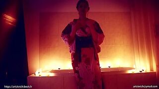 Alixia busch video sexy and hot take nice bath with candles