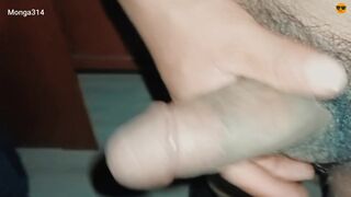 PoV jugosa paja caliente rápido. Masturbación de polla grande y gorda. Sabroso