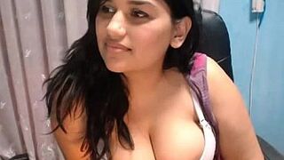 Indian camgirl with big tits