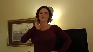 SEXY STEPMOM